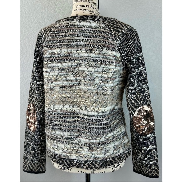 Gryphon Crewneck Sweater, size Medium - Picture 3 of 7